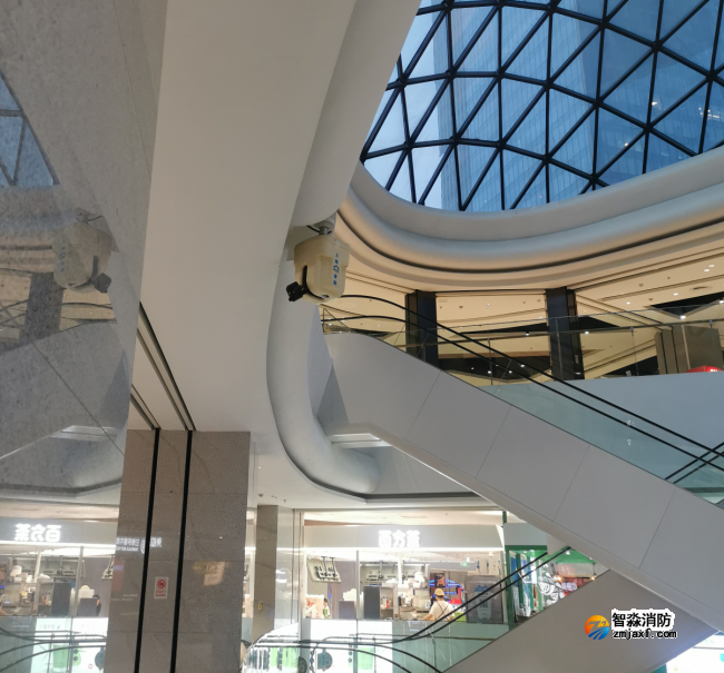 大型商業(yè)建筑的中庭處自動(dòng)跟蹤定位射流（消防水炮）