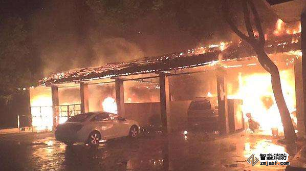 車(chē)庫(kù)火災(zāi)
